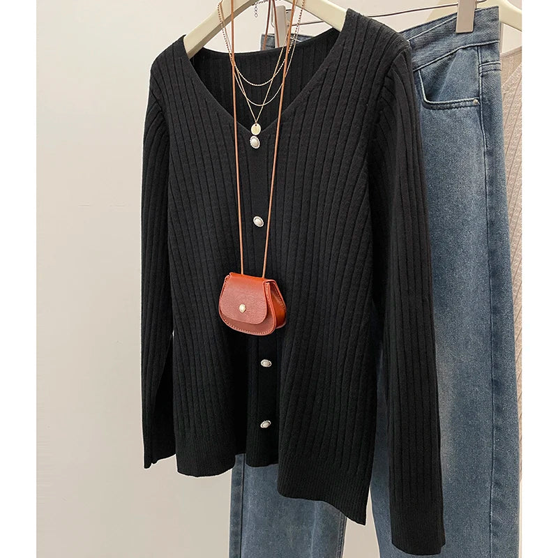 Plus Size Women's Clothing 2024 Autumn and Winter New Loose Fitting Sweater Top, Chubby Girl Fashion Warm Sweater Pullover